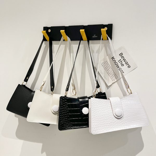BAG AUGT03